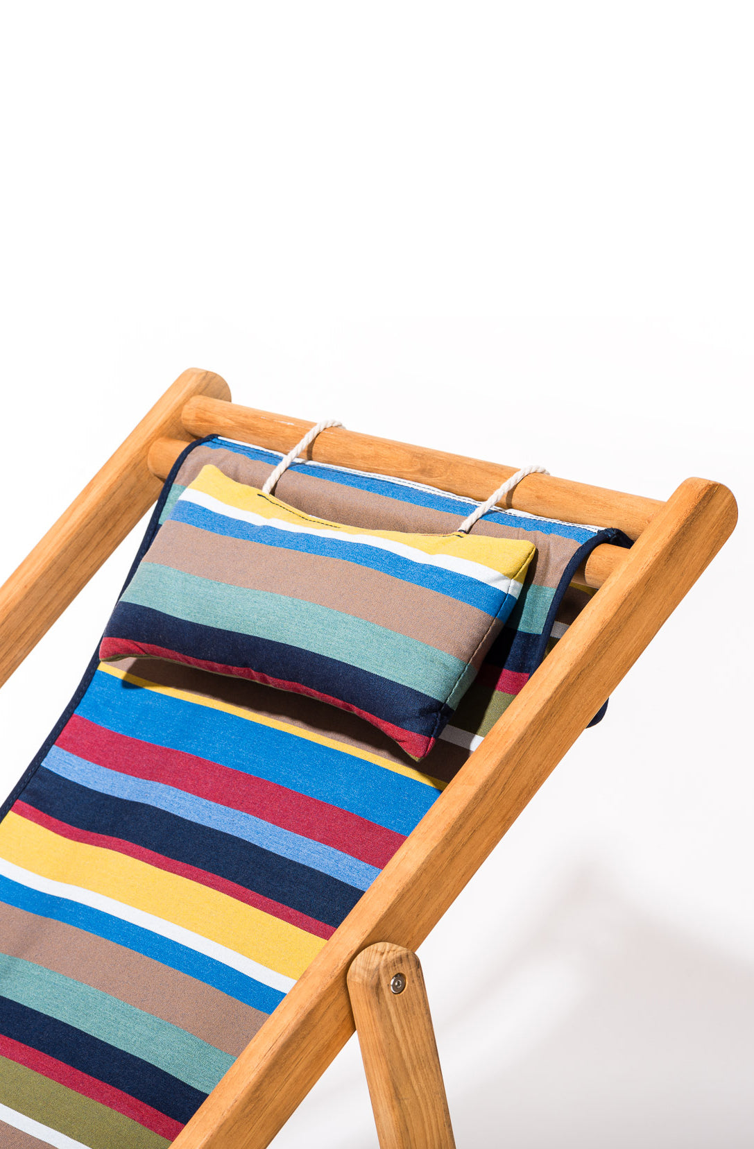 Image STAUD x BUSINESS & PLEASURE CO. SLING CHAIR | MARKET STRIPE 4 of 5 and Clicking this image will trigger a zoom pop-up