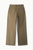 Greige relaxed jeans with front pockets and straight-leg fit