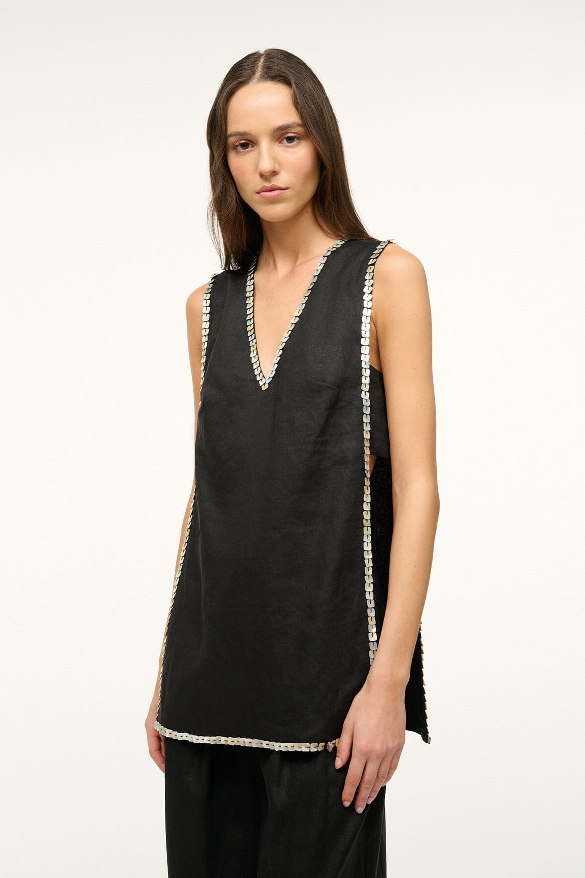 Image HARBOR TUNIC | BLACK 1 of 5 and Clicking this image will trigger a zoom pop-up