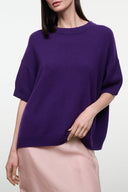 Purple cashmere sweater with crew neck and short sleeves
