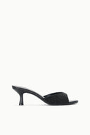 Image BRIGITTE MULE | BLACK BEADED 1 of 7