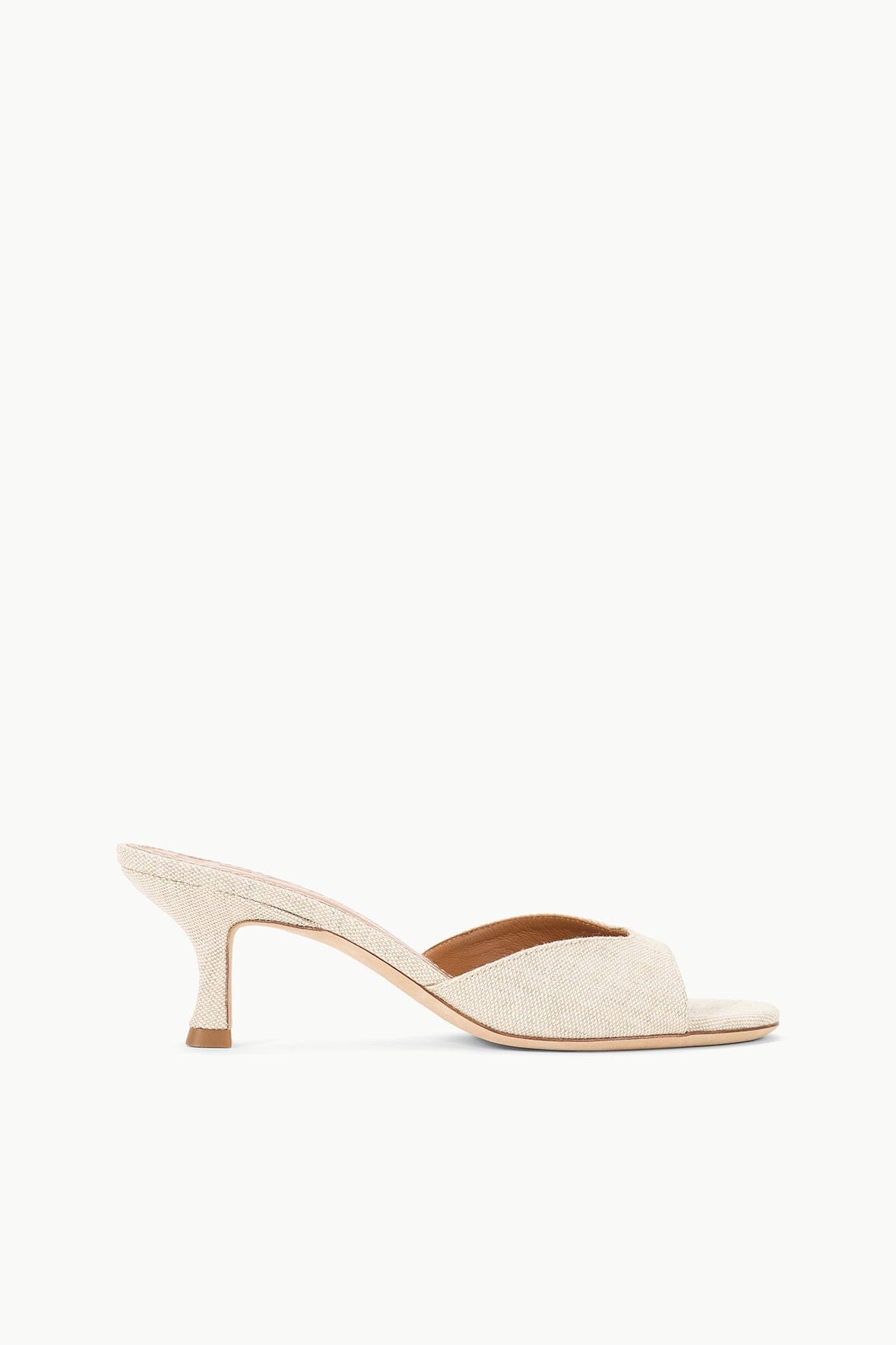 Image BRIGITTE MULE | NATURAL 1 of 6 and Clicking this image will trigger a zoom pop-up