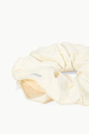 Image GORGE SCRUNCHIE | IVORY 5 of 6