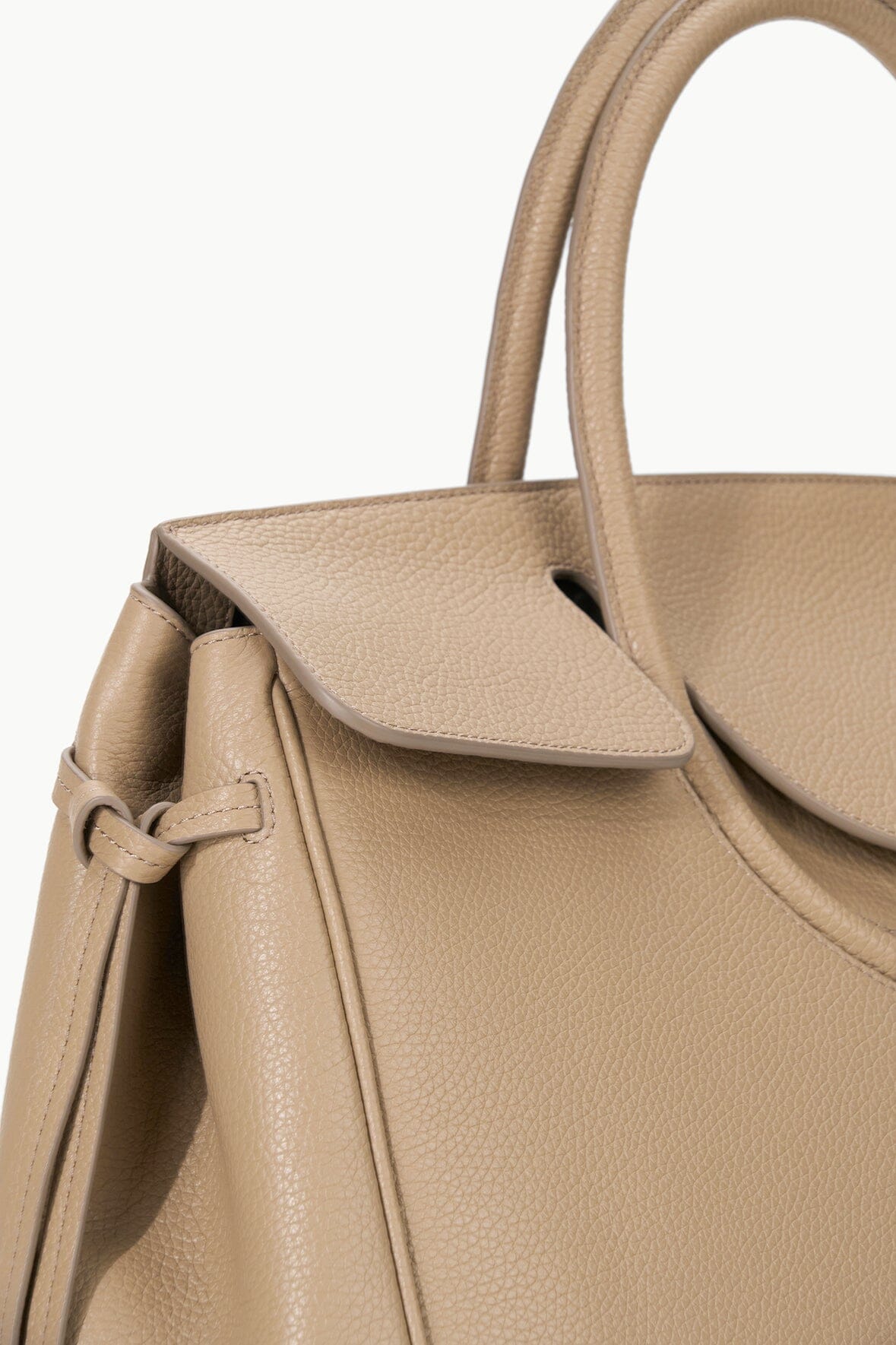 【関税込み】Staud トープ Maude Carryall ダッフルバッグ MAUDE CARRYALL CAMEL