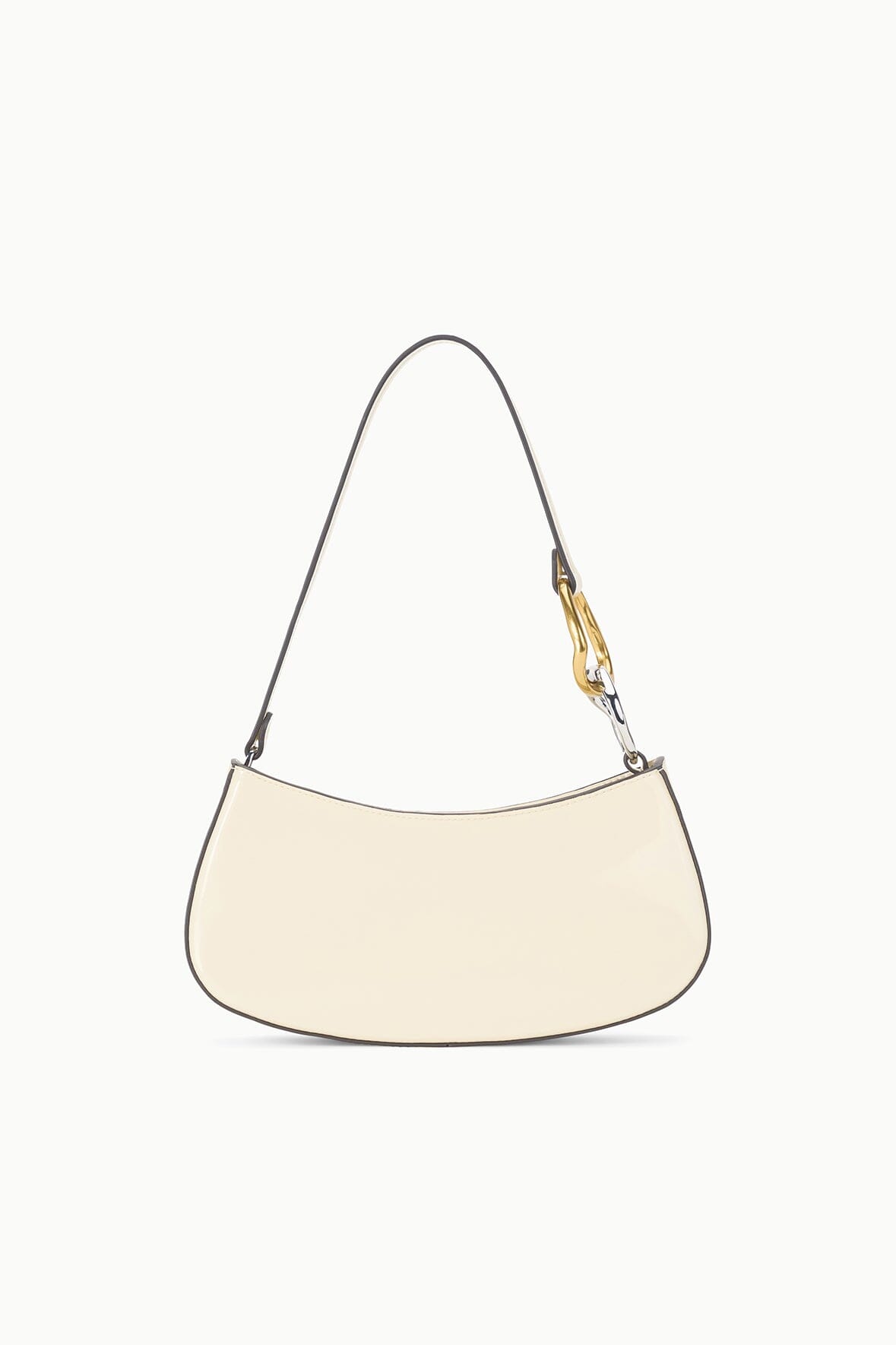 Home / BACK IN STOCK /OLLIE BAG { "@context": "https://schema.org", "@type": "BreadcrumbList", "itemListElement": [{ "@type": "ListItem", "position": 1, "name": "Home" ,"item": "https:\/\/staud.clothing\/" },{ "@type": "ListItem", "position": 2, "name": "B