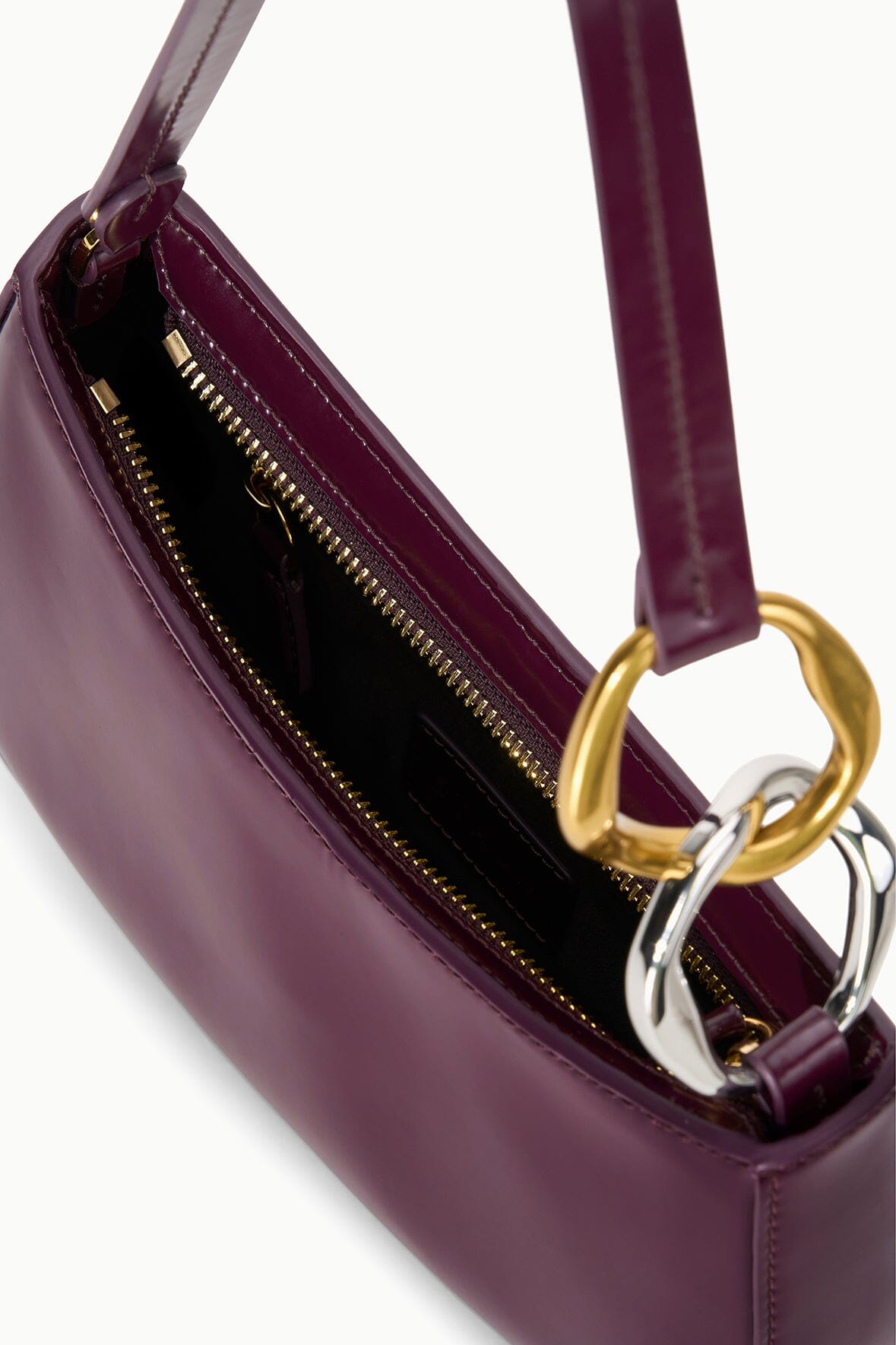 Image OLLIE BAG | SYRAH 6 of 6 and Clicking this image will trigger a zoom pop-up