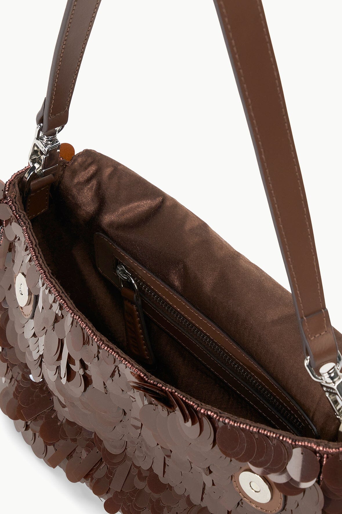 Image TIMMY SHOULDER BAG | CACAO 4 of 5 and Clicking this image will trigger a zoom pop-up