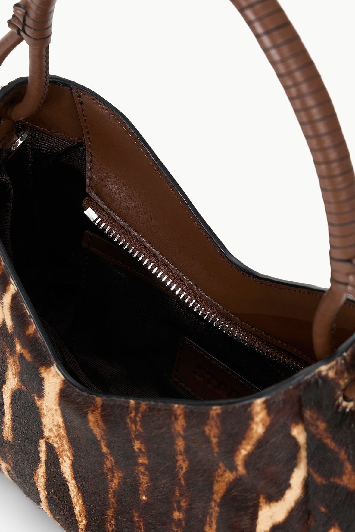 Image VALERIE SHOULDER BAG | LADY LEOPARD CACAO 5 of 6 and Clicking this image will trigger a zoom pop-up