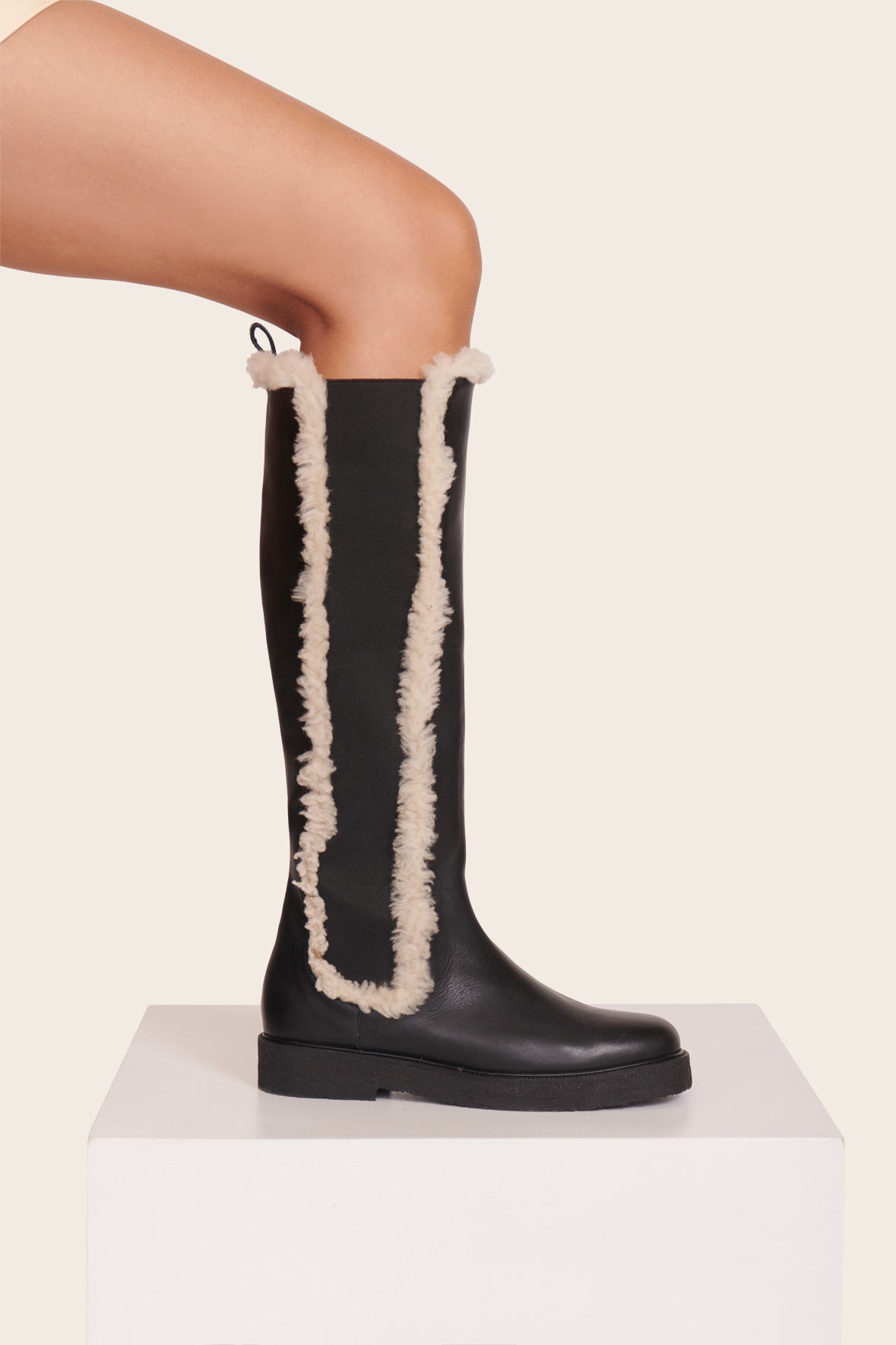 SHEARLING LOOKS STAUD