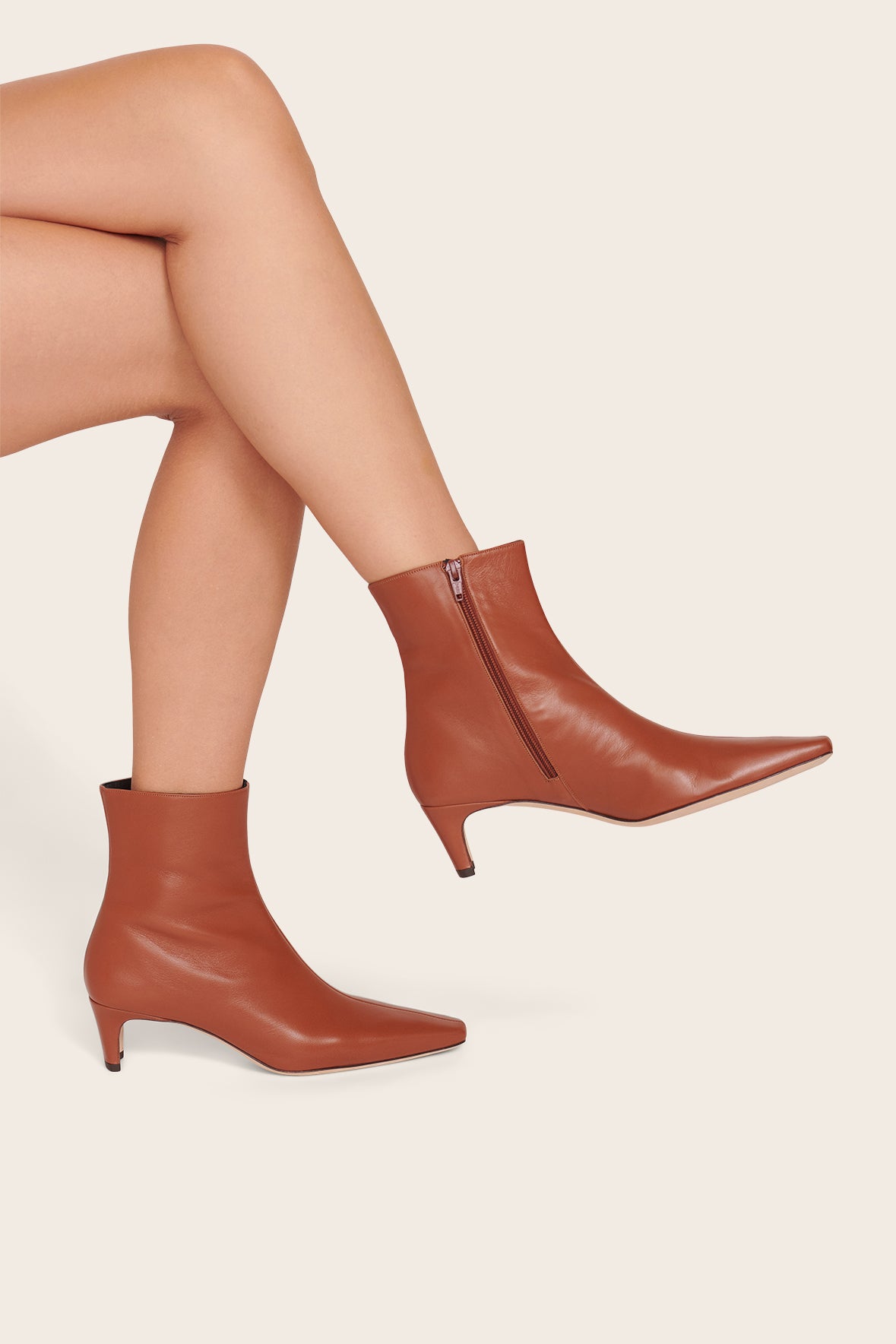 【関税込み】Staud トープ Wally ウエスタン アンクルブーツ WALLY ANKLE BOOT TAN